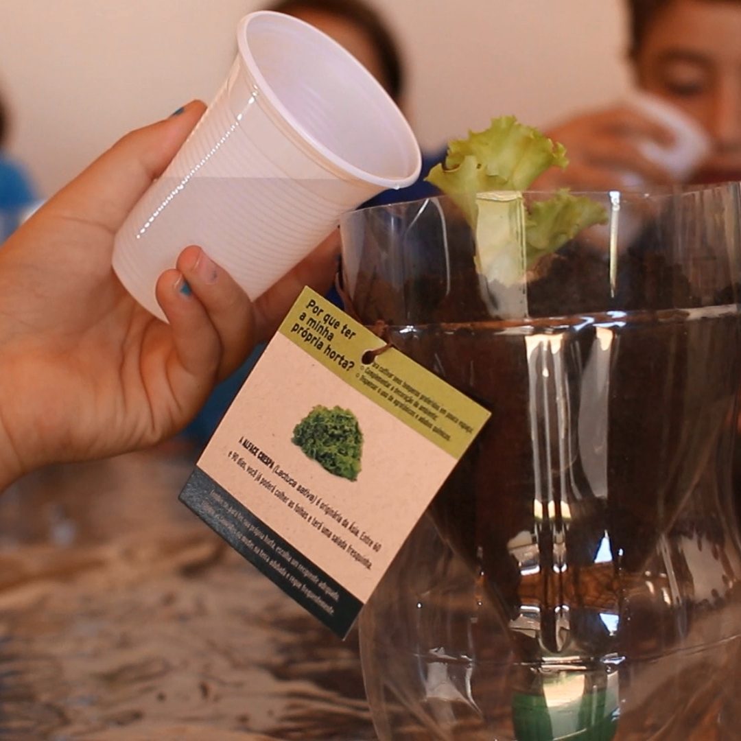 oficina-semana-de-museus.wmv_snapshot_01.10