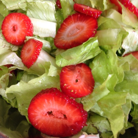 Salada de Alface com Morango