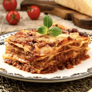 Lasanha à Bolonhesa - Cardápio Koffiehuis