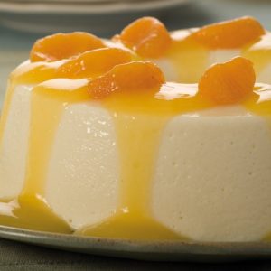 pudim-de-baunilha-com-calda-de-damasco